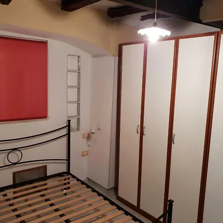 In Centro Storica La Marina Apartment